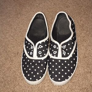 Black With White Polka Dot Slide Ons Size 8